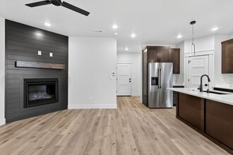 687 S Curlew Dr in Idaho Falls, ID - Building Photo - Building Photo