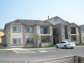 875 E 78th Ave-Unit -Unit 19, Building 3, in Denver, CO - Building Photo - Building Photo