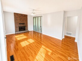50 Davidson Rd in Piscataway, NJ - Building Photo