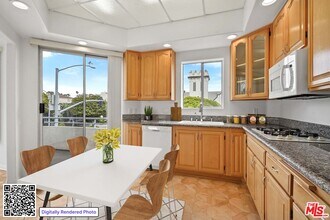 1325 Arizona Ave in Santa Monica, CA - Building Photo - Building Photo