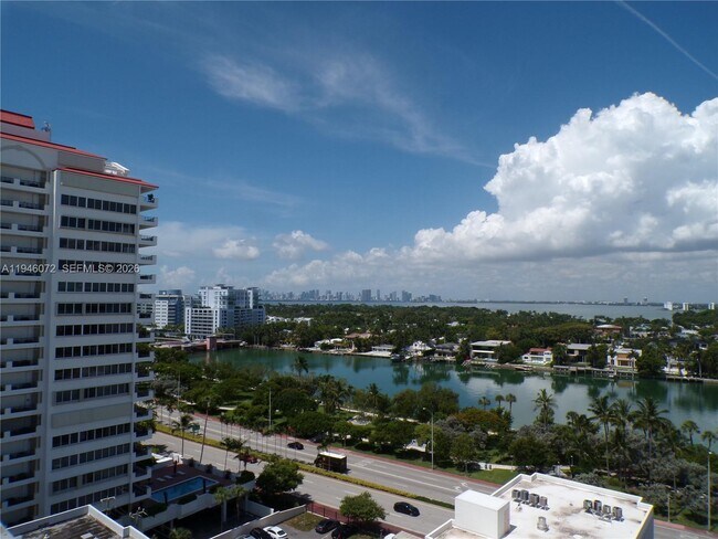 6450 Collins Ave in Miami, FL - Building Photo - Building Photo