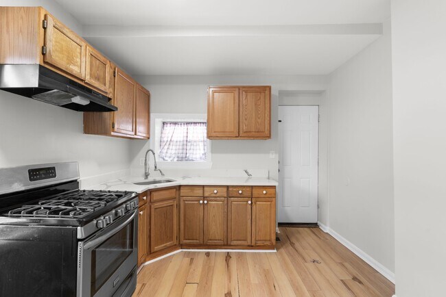 101 S Dean St in Baltimore, MD - Building Photo - Building Photo