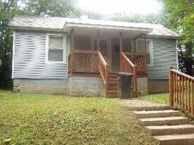 2341 Price St in Lynchburg, VA - Building Photo