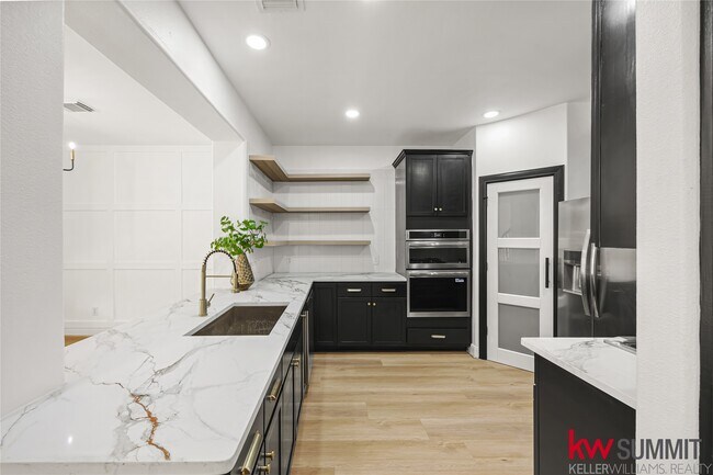 property at 2410 Calumet St