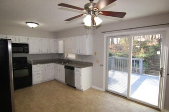 Room in House on Douglas Fir Ct in Alpharetta, GA - Building Photo - Building Photo