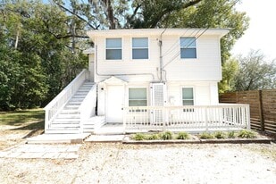 1219 N Duval St in Tallahassee, FL - Building Photo