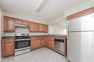 607 Estrada Ln in Kissimmee, FL - Building Photo - Building Photo