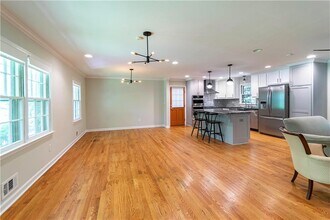 2535 Melinda Dr NE in Atlanta, GA - Building Photo - Building Photo