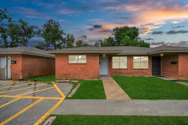 property at 5435 Pardee St