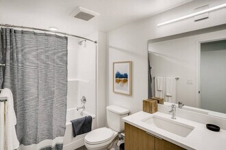 1001 Minor Ave in Seattle, WA - Building Photo - Building Photo