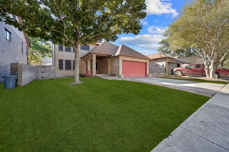 3821 Davenport in Schertz, TX - Building Photo - Building Photo