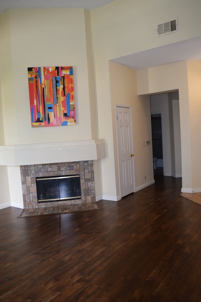 5155 W Tropicana Ave, Unit #2133 in Las Vegas, NV - Building Photo - Building Photo