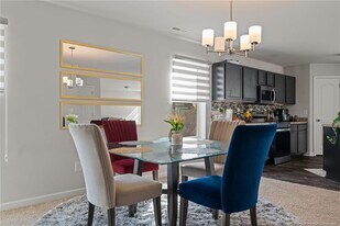 287 Hallow Oak St in Spring Lake, NC - Building Photo