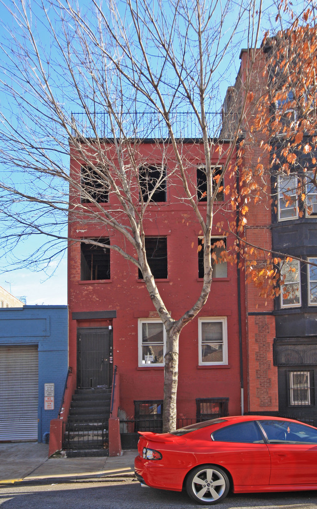 113 Boerum Pl in Brooklyn, NY - Foto de edificio - Building Photo