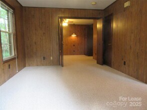 1306 Lomax Ave in Charlotte, NC - Building Photo - Building Photo