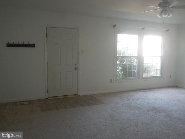 1738 Farmington Ct in Crofton, MD - Building Photo - Building Photo