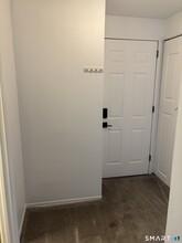 127 Burgundy Hill Ln in Middletown, CT - Building Photo - Building Photo