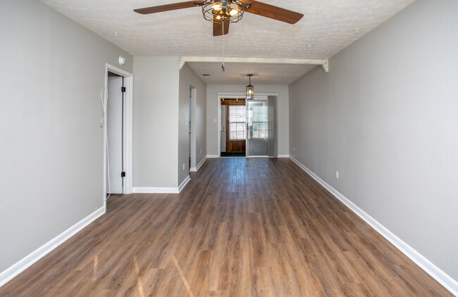 Meginnis Arm Properties, LLC in Tallahassee, FL - Building Photo - Interior Photo