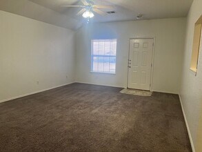 2700 Edgefield St in Killeen, TX - Building Photo - Building Photo