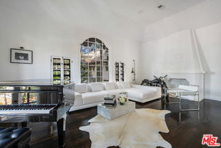 1220 N La Cienega Blvd in West Hollywood, CA - Building Photo - Building Photo