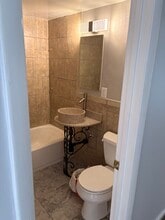 3415 5th St SE, Unit 36 in Washington, DC - Foto de edificio - Building Photo