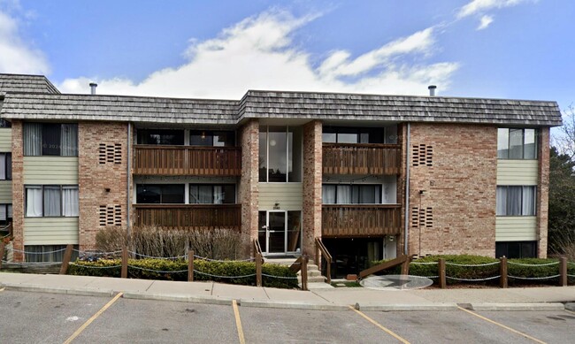 property at 2140 Pauline Blvd