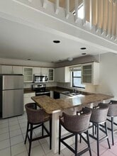 429 N Cypress Dr in Tequesta, FL - Building Photo - Building Photo