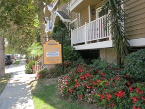 Blix Apartments in North Hollywood, CA - Building Photo - Building Photo