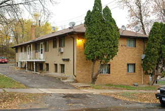 King Hill Apartments in St. Paul, MN - Building Photo - Building Photo