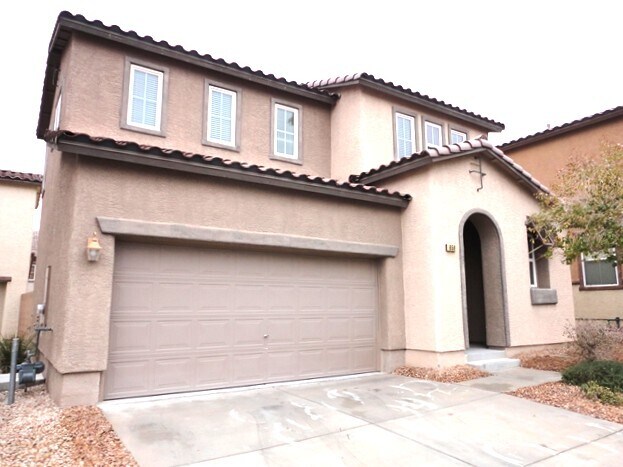 658 Moonlight Stroll St in Henderson, NV - Building Photo