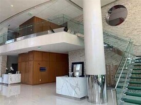 41 SE 5th St in Miami, FL - Building Photo