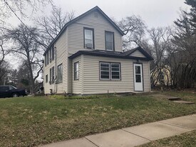 510 Holcombe St S in Stillwater, MN - Building Photo