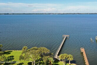 412 La Costa St in Melbourne Beach, FL - Building Photo - Building Photo