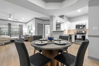 2698 Briar Ridge Dr in Houston, TX - Building Photo - Building Photo
