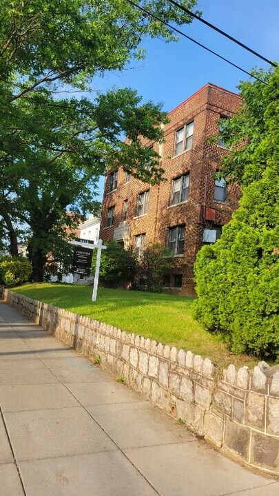 5601 Colorado Ave NW in Washington, DC - Building Photo