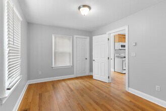 22 Oak St in Norwalk, CT - Building Photo - Building Photo