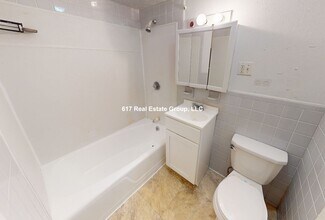 310 Tappan St in Brookline, MA - Building Photo - Building Photo