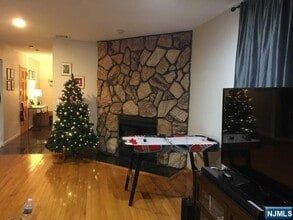 26 Linwood Ave in Cresskill, NJ - Building Photo - Building Photo