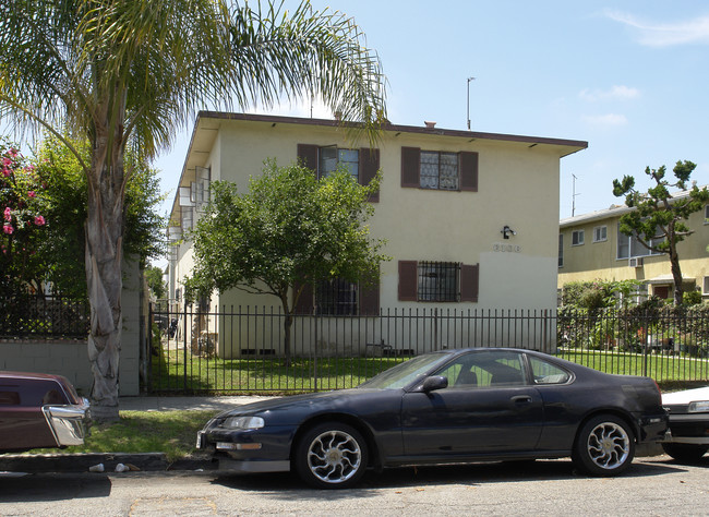 6106 Eleanor Ave in Los Angeles, CA - Building Photo - Building Photo