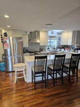 18 Julian Pl in Island Park, NY - Building Photo - Building Photo
