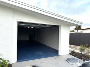 3133 Normandy Dr in Port Charlotte, FL - Foto de edificio - Building Photo