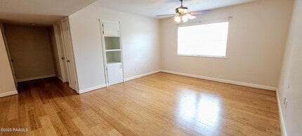 3121 Johnston St in Lafayette, LA - Building Photo - Building Photo