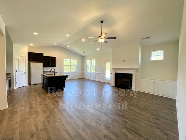 216 Damsel St in Zebulon, NC - Building Photo - Building Photo