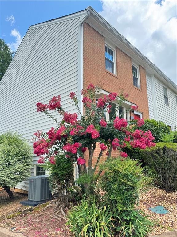 property at 153 Holcomb Ferry Rd