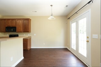 4708 Sandtyn Dr in Waxhaw, NC - Foto de edificio - Building Photo