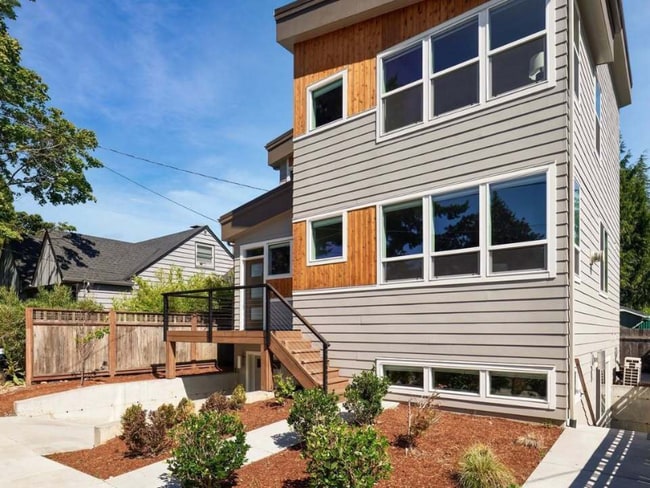 3617 NE Webster St in Portland, OR - Building Photo - Building Photo