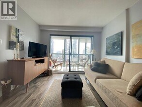 1188 Howe St in Vancouver, BC - Building Photo - Building Photo