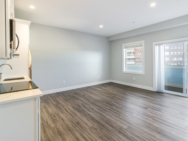 163 Nantasket Ave in Hull, MA - Building Photo - Building Photo