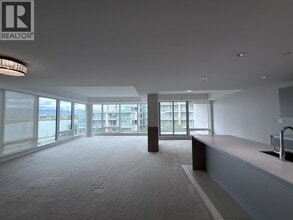 5151 Brighouse Way in Richmond, BC - Building Photo - Building Photo