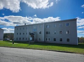 1 Reading Crescent in Saint John, NB - Building Photo